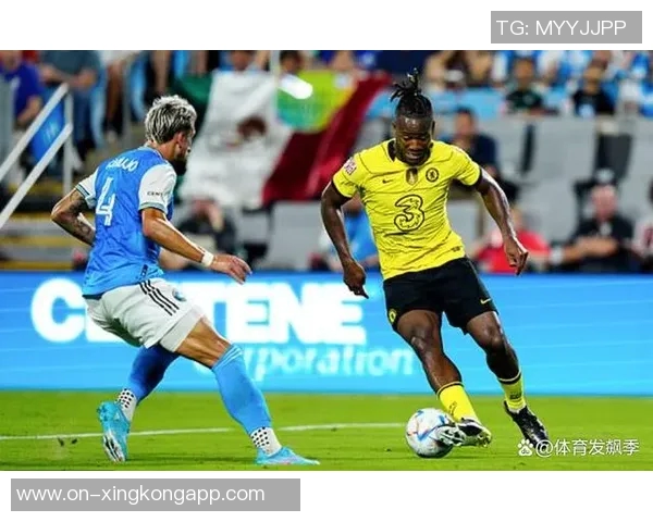 斯特林无球可踢与小学生共训蓝军计划已将其排除在外